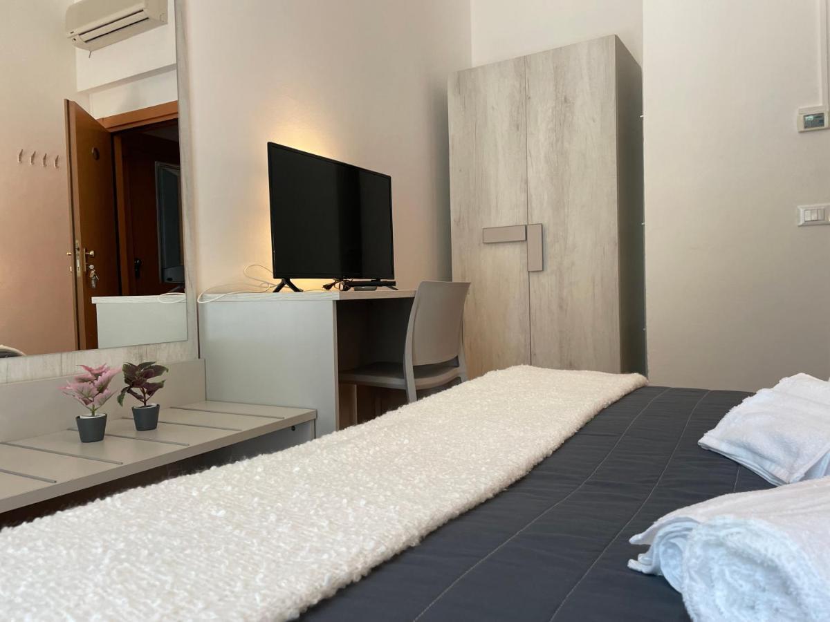 Hotel Augustus Milano Marittima Eksteriør bilde